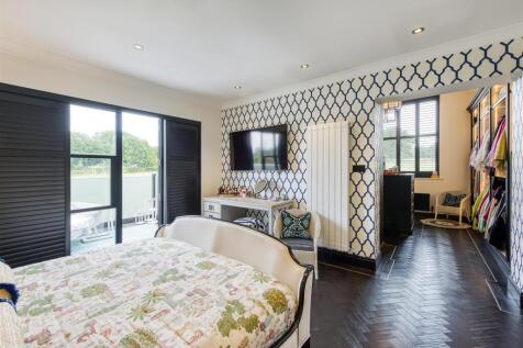 34 Post Office Road-bed1a.jpg