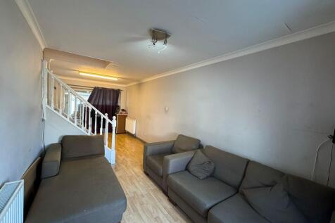 72A Eton Avenue, ...