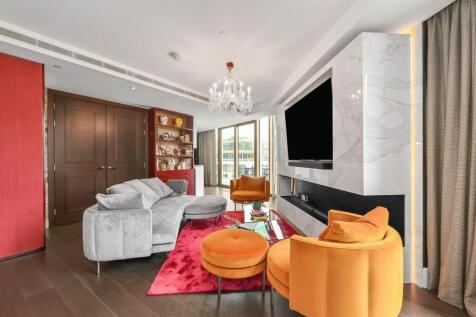property in Warwick Lane, 
Kensington, W14