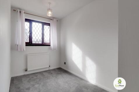 Bedroom - Office - Nursery at Larchwood by Ben Bri