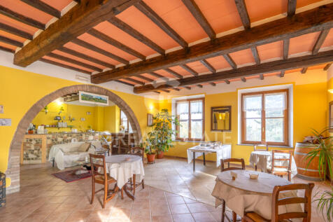 Interno