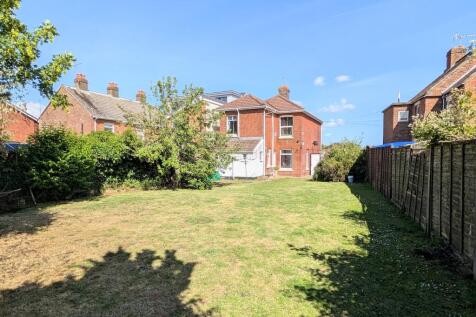 REAR ELEVATION