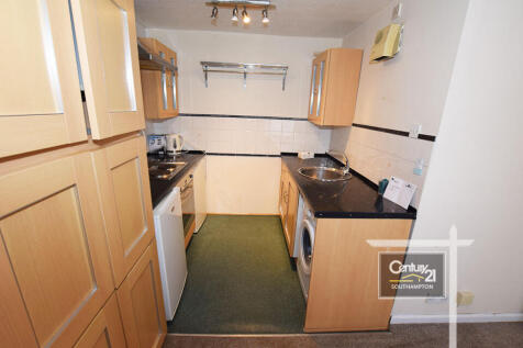 |Ref: R152915|,Farringdon House, Westridge Road, Southampton, SO17 2HP photo 3