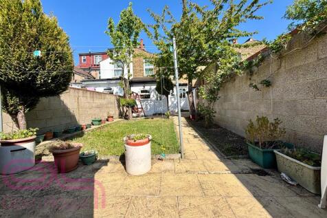 Staines Road - Rear Elevation.jpg