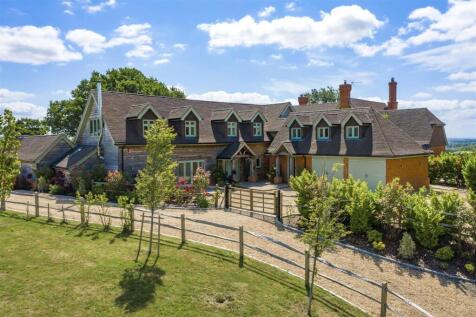 Cotton-Barn-Holmbury-St-Mary-RH5-6NB-AERIAL-11.jpg