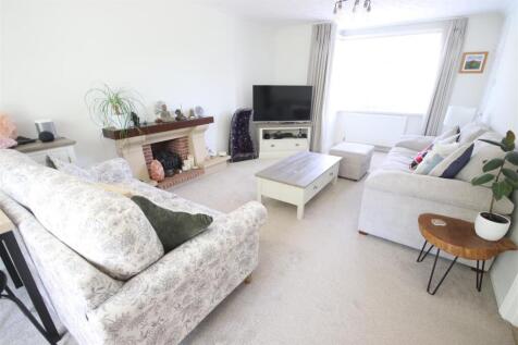 Living Room.JPG