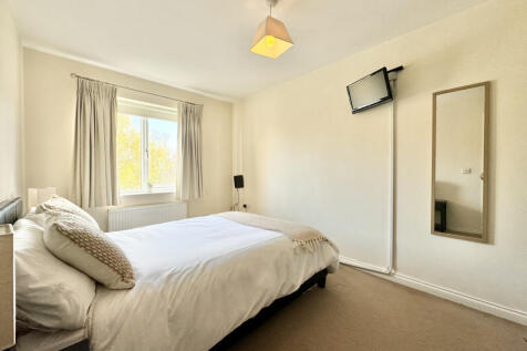 Maple Court, Killingbeck, LS14 photo 5