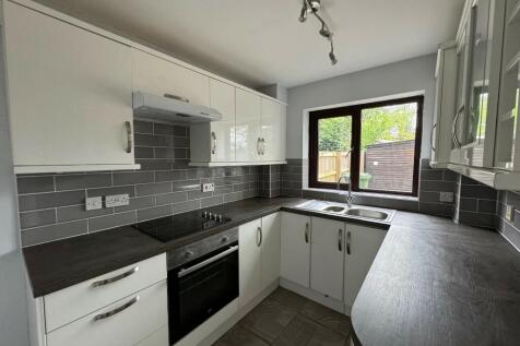 Trowbridge Road, Hilperton, Wiltshire, BA14 photo 4
