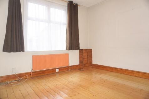 Jubilee Road, Basingstoke, Hampshire photo 4