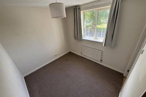 Robin Hood Road, Willenhall, Coventry photo 5