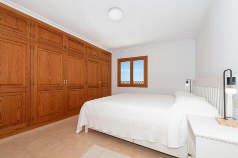 Bedroom (5)