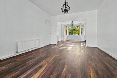 Lounge / Dining Room