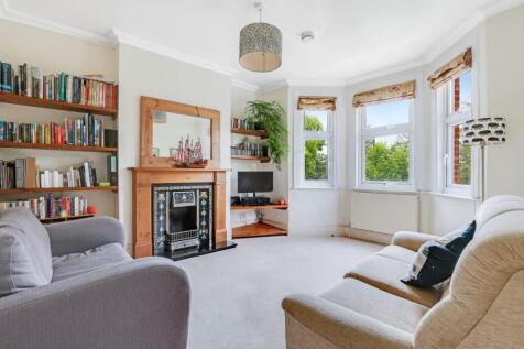 02-f1efJHPropWorld - 46 Lawrie Park Road - 1.jpg