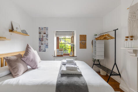 A14 - 3 Somerset Place, Totnes - 250728