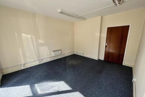 PHOTO 6  13 St Georges Business Centre Portsmout