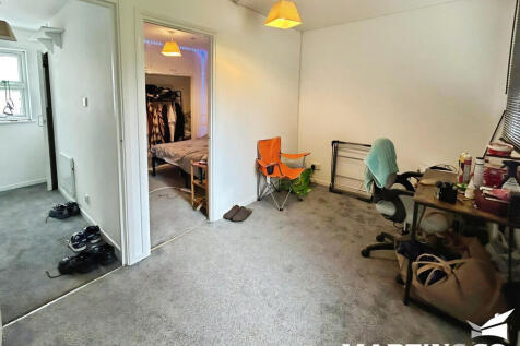 Denmark House, Baddow Road photo 4