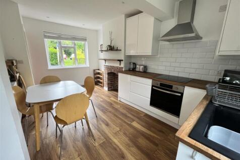 Albany Road, Truro photo 4