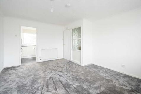 Dunvegan Place, Polmont, FK2 photo 4