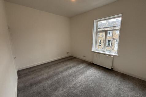 Carleton Street, Keighley photo 5