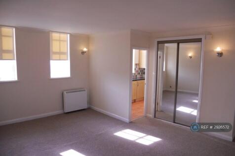 Lounge / Bedroom