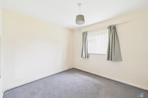 Gainsborough Rd, Upton, Wirral photo 4