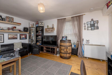 74199_ClarenceSt-007