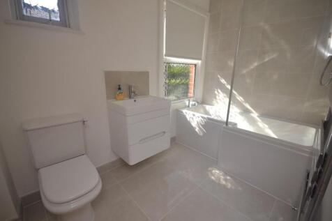 New Bathroom (3).JPG