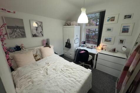 Rolleston Drive, Nottingham, Nottinghamshire, NG7 photo 5