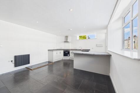 Kellet Road, Carnforth, Lancashire, LA5 9LS photo 4