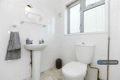 Frampton Crescent, Bristol, BS16 photo 4
