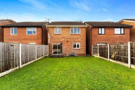 10 Newark Close35.jpg