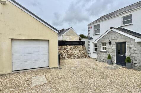 Driveway &amp; Garage