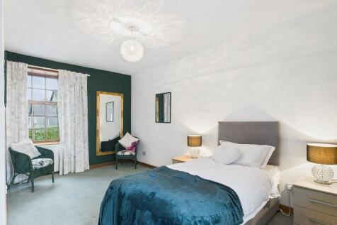 CAM05526G0-PR0043...