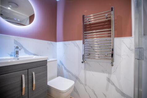 Room 6 Ensuite