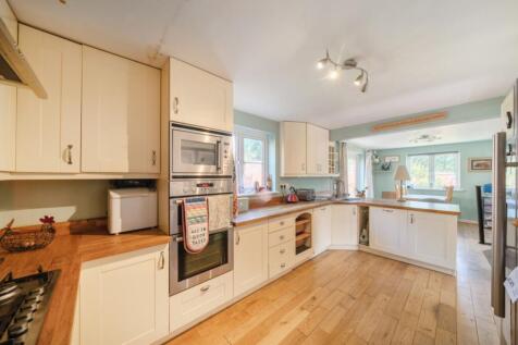 1331916-11-6895c9d8cc0e7