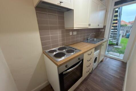 Hillborough Road, Southend on Sea photo 3