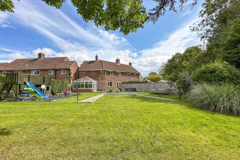 Newcastle Upon Tyne, NE13 - property photo