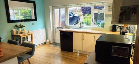 Bramleys Estate Agents - Fenay Bankside - Fenay Br