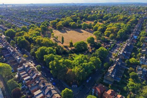 Queen's Park 