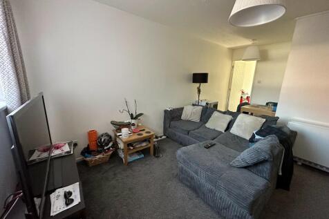 Corn Mill Crescent, Exeter, Devon, EX2 photo 4