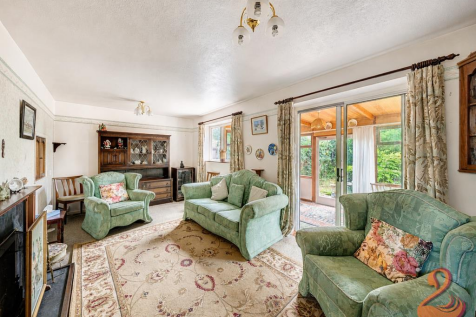 Sitting Room.png