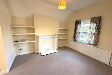 Estcourt Street, Devizes, SN10 photo 3