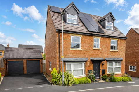 Market Harborough, LE16 - property photo