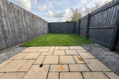 Raleigh Gardens, Burnham On Sea, Somerset, TA8 photo 2