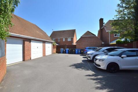 Garage, Parking.JPG
