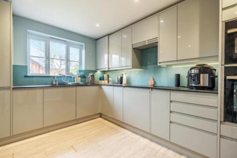 Stroud Close, Banbury, OX16 photo 4