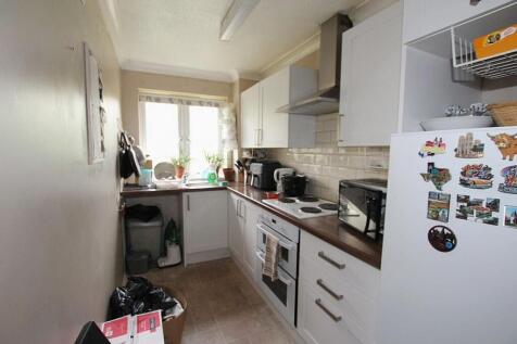 Coupals Close, Haverhill, Suffolk photo 3
