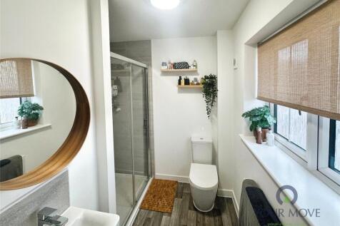 En Suite Shower Room