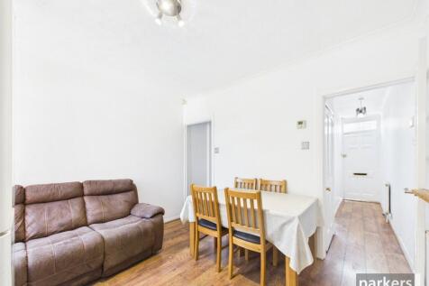 Wykeham Road, Reading, Berkshire, RG6 photo 3