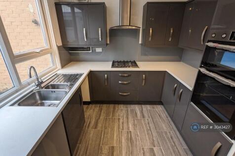3-bed terraced on Newton Road, Northampton, NN5, £1,250/mo